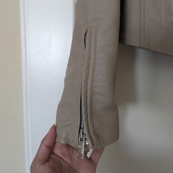 Abercrombie & Fitch Vegan Leather Moto Jacket - Picture 6 of 8